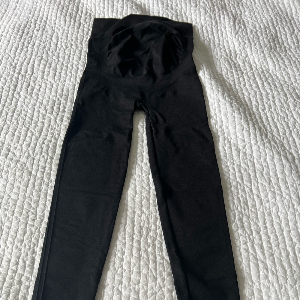 BLANQI EVERYDAY
Maternity Belly Support Leggings